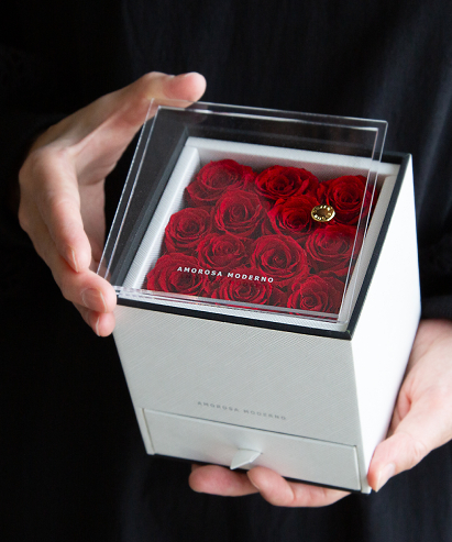 ダーズンローズドゥロワー　箱から出す