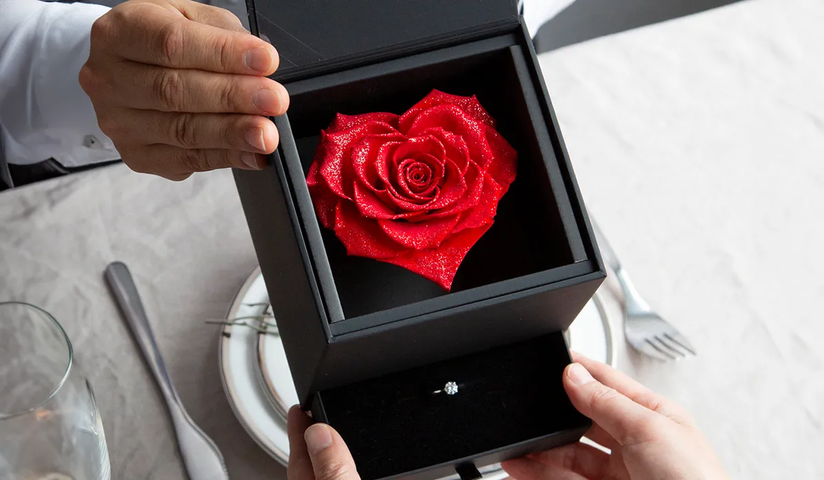 特別な瞬問を創り出すプロポーズ演出アイデア10選